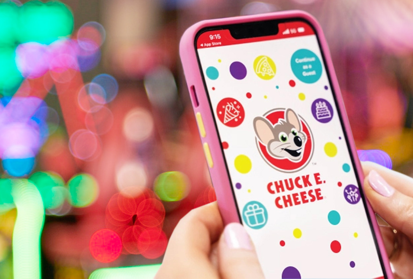 La aplicación de Chuck E. Cheese abierta en un teléfono